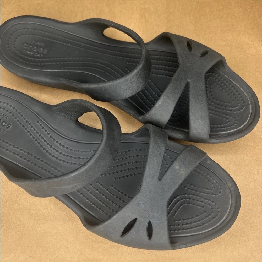 CROCS Kelli Iconic Strappy Slide On Sandal Women's 11 Black